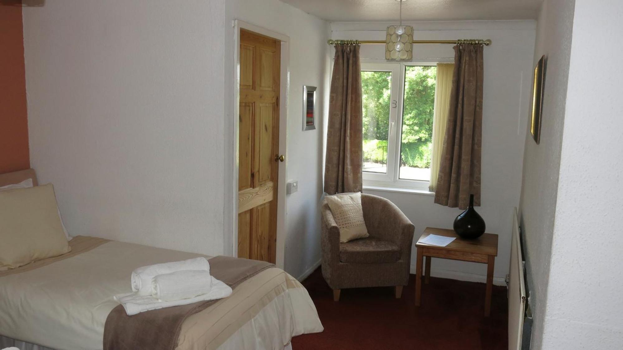 Broadwell Guest House Meriden  Zimmer foto